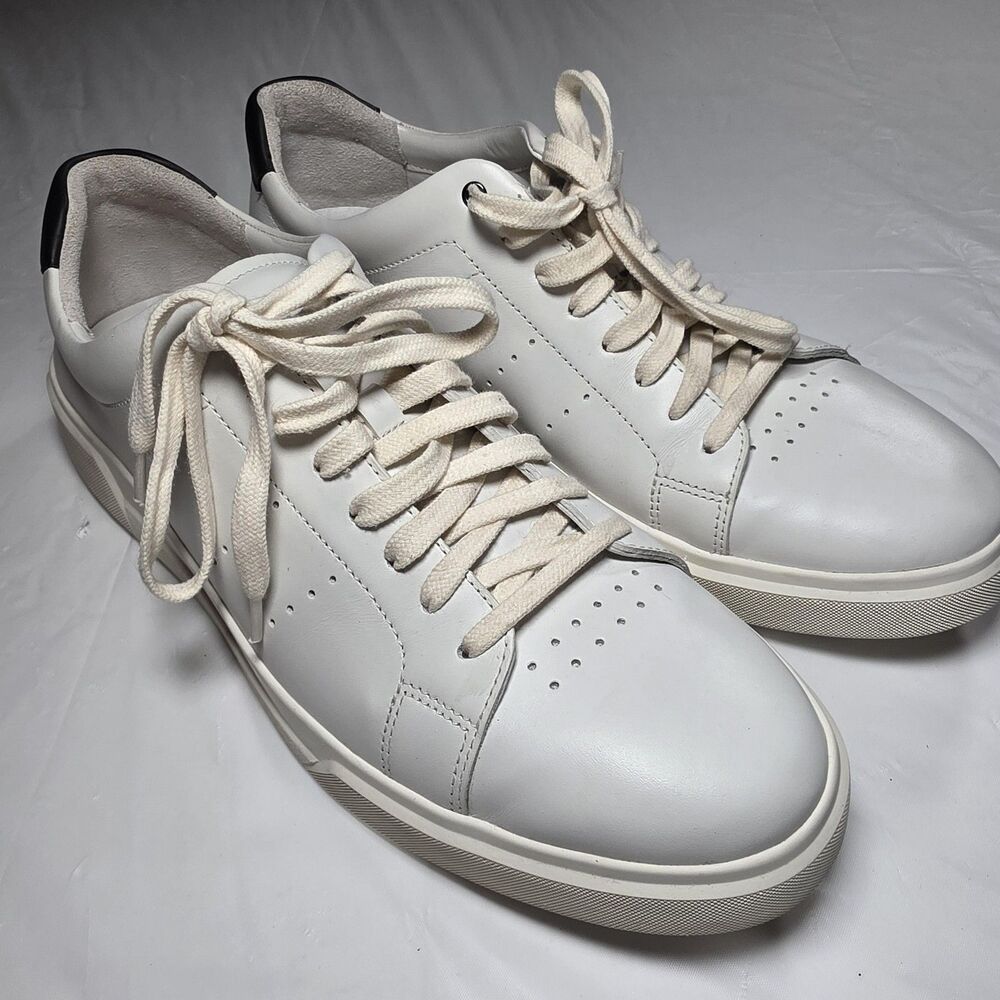 Vince Leather Shoes Mens Size 11 White Low Top Casual Comfort Sneakers
